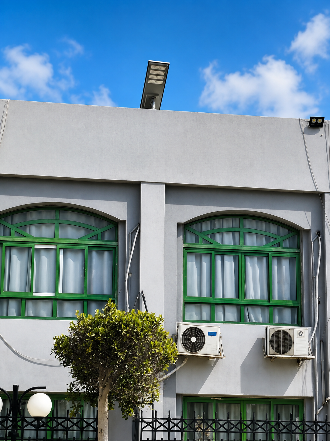 Plaza Al Obour Hotel — Split-Type Solar Street Lights